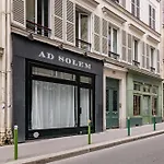 Relax In On Old Art Galery
