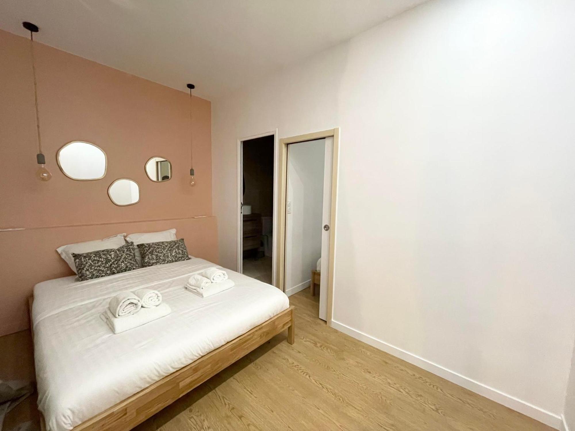 Apartment Relax In On Old Art Galery Paris